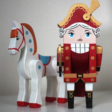 帶馬的木製胡桃夾子 - 最好的聖誕禮物、玩具和裝飾品