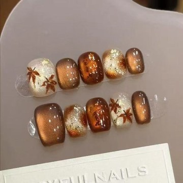 ✨台灣出貨✨秋冬美拉德楓葉純手工爆款穿戴貓眼爆閃顯白高級短款美甲