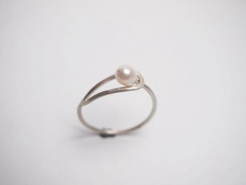 【Pearl系列】#a99 細圈珍珠戒指戒(14號)/ 925銀/ 手工禮物