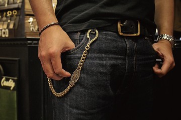 【METALIZE】馬蹄大鉤聖母腰鍊