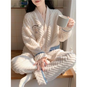 珊瑚絨睡衣女冬款2025年新款加絨加厚法蘭絨保暖家居服套裝可外穿