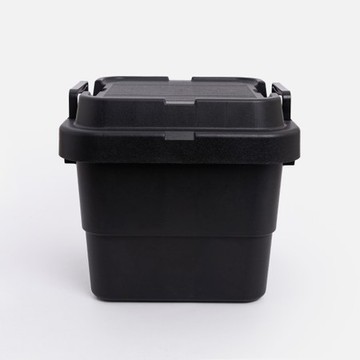 日本RISU【二代】TRUNK CARGO可堆疊耐重收納箱30L-黑色