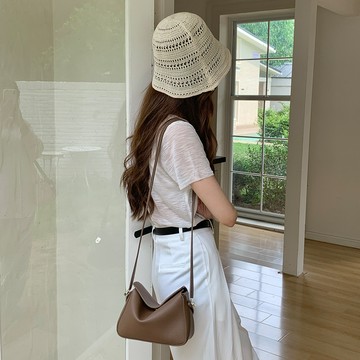 機能兩用立體空間斜背手提兩用包 摩卡咖