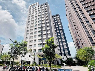 楠梓 水依林 微裝潢｜2+1房＋車位｜高雄市楠梓區大學西路