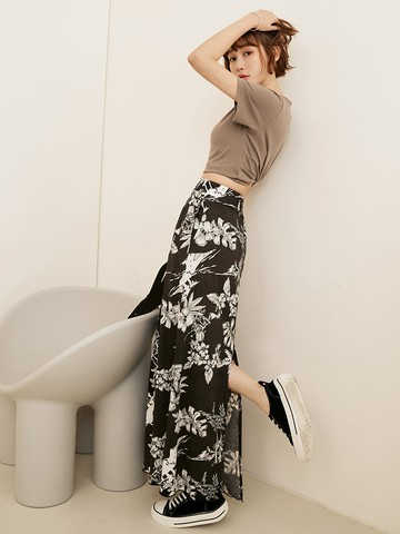 涼感．冰箱鬆緊腰後開衩長裙