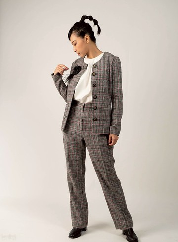 正裝整套組福袋【精緻對格西裝外套+西裝褲+胸花】