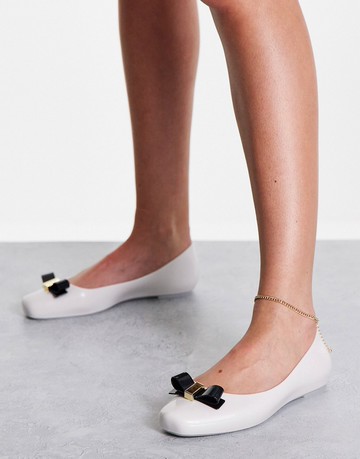 Melissa aura jelly flat shoes in beige-Neutral