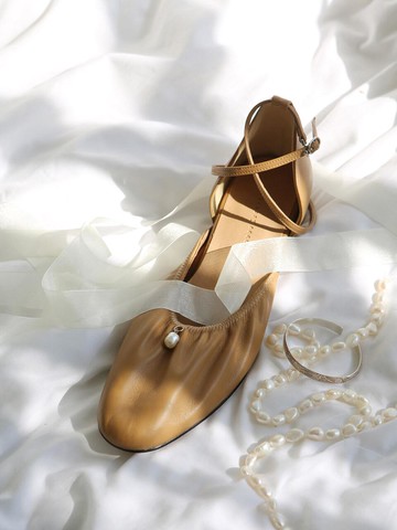 Drop Pearls Ankle Strap Heel Camel