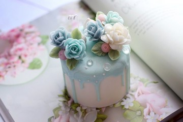 花蛋糕裱花蠟燭 - 附石膏托盤