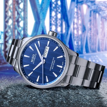 MIDO美度 廣告熱銷 Multifort 先鋒天文台矽游絲 精鋼藍面42㎜ M6(0384311104100)