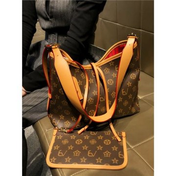 香港品牌包包女式2025新款高級感大容量斜挎托特包復古單肩腋下包