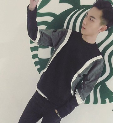 【JP.美日韓】韓國 百搭 皮革 未來 幾何線條 皮衣 大學T 設計 條紋 皮衣 衛衣 GD 權智龍