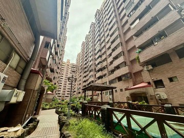 永慶小東⛪地中海三房平車採光宅｜吃喝買學都方便｜台南市安平區育平路