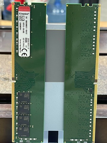 金士頓原廠 16g DDR4 2666臺式機內存條 全新 感興趣的話點“我想【北歐居家生活】