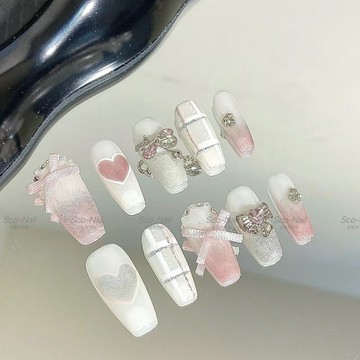 爆款 純手工穿戴甲甜桃奶霜 純欲爆閃愛心蝴蝶結美甲 假指甲可拆卸