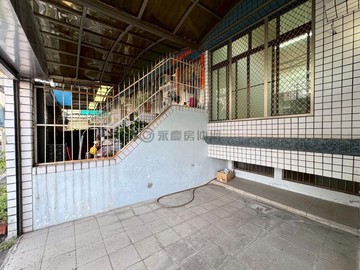 麟洛鄉公所低總價車庫透天｜活巷出入便利｜屏東縣麟洛鄉民族路