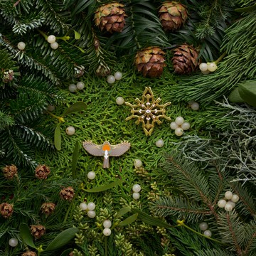 daparo 琺琅胸針 - 知更鳥 & 槲寄生