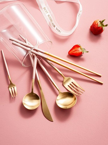 不銹鋼西餐餐具創意牛排刀叉套裝北歐網紅甜品飯勺水果叉家用筷子