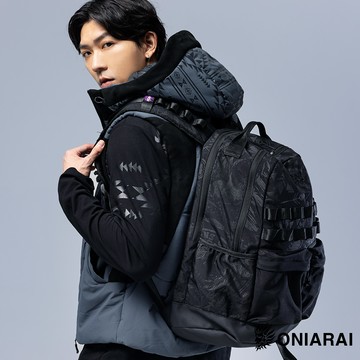 【新品配件年貨㊣獨家價】都市遊俠滿版戰術後背包(黑) - BLUE WAY 鬼洗い
