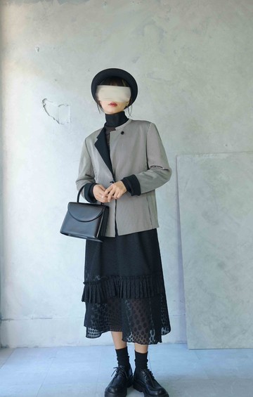 尋寶古著-優雅黑白直紋立領正式感外套