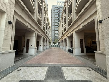 楠梓都會公園捷運站┃華雄建設輕屋齡車墅｜高雄市楠梓區惠勇街