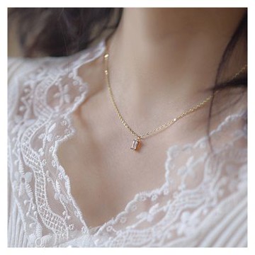 【Hera 赫拉】極簡主義小方鑽鋯石項鍊 H114092505