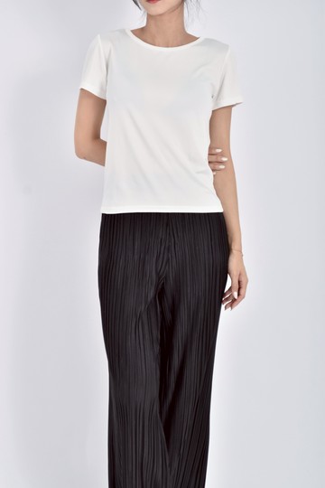 (S) 素色薄白色短袖上衣