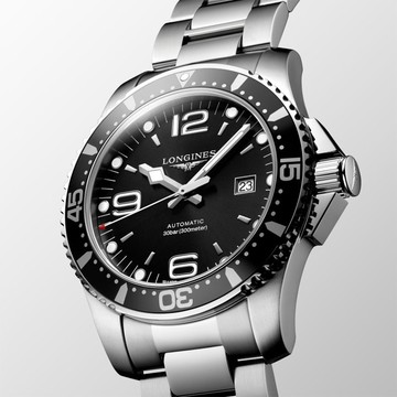 LONGINES 浪琴 征服者300米潛水64小時動力儲存機械錶-黑/44mm L38414566