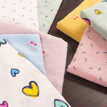 卡通人造棉布料雕印提花布寶寶兒童連衣裙子服裝棉綢面料清倉處理