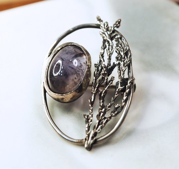 925銀堇青石胸針