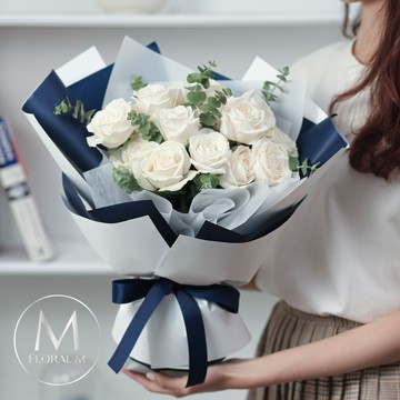 經典的浪漫🥀【Floral M】卡地亞女神玫瑰鮮花花束 摩羯座生日花束  情人節花束