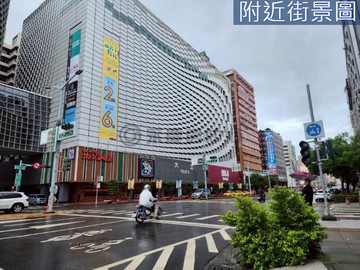 G3店鋪大立精品百貨商圏近中央公園12米面寬店面｜高雄市前金區文武二街