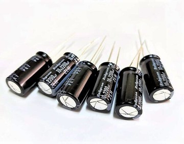 日本 rubycon zlh 電解電容 10v 2200uf [ 10pcs/入 ]