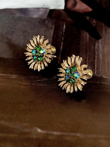 vintage jewelry  LISNER 綠芯太陽花萊茵鑽 夾式耳環
