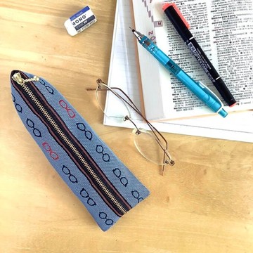 【眼鏡圖案】疊緣 三角錐筆袋 藍色 眼鏡 獨特