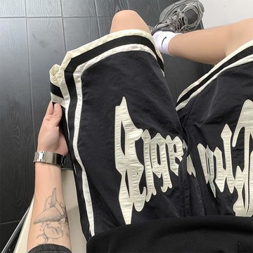 美式籃球短褲男款夏季潮牌痞帥跑步訓練運動褲寬松大碼休閑五分褲