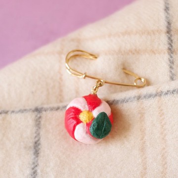 和紙飾品 胸針 椿 椿花 練り切り 和菓子