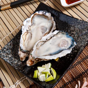 【食在好神】日本全殼生蠔(5顆入) 共10包