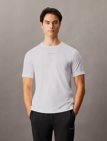 Calvin Klein 基本款短袖 T 裇