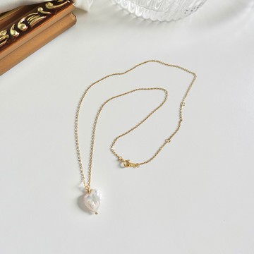 Lily Valley 芬蘭愛情 | 手工串珠項鍊