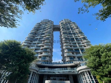 烏日區高鐵特區|世界之翼朝南3房雙平車｜台中市烏日區環河路五段