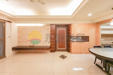 R7獅甲捷運亞灣夢時代 福懋建設三房車位｜高雄市前鎮區鄭和南路