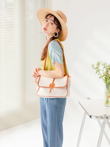 棉質純色拼接造型抓皺直紋袖上衣