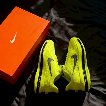 NIKE PEGASUS PERMIUM 螢光綠 緩震 運動休閒 透氣 男鞋HQ2592-700