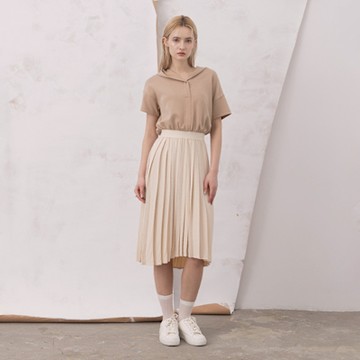 【MASTINA】異材質拼接連帽壓褶短袖洋裝 深藍 卡 (魅力商品)