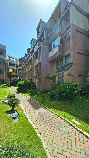 專任正八期社區型別墅稀有釋出｜台中市南屯區文心南一路