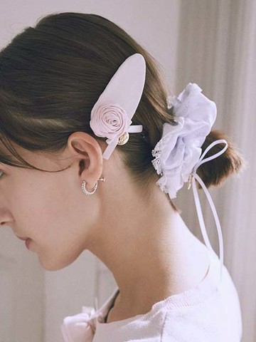典雅玫瑰絲帶髮夾(08001579400) - Maison de FLEUR