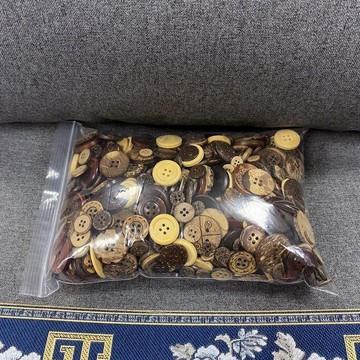下殺價🔥木扣椰子扣稱斤大中小混裝兒童毛衣鈕釦手工木扣圓形兩孔木質釦子B9L2