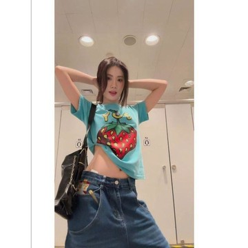 破價好物 爆款直降价 女生內搭上衣 顯瘦T恤 夏季上衣 短袖T恤 百搭上衣夏季多巴胺!!【草莓印花】純棉美式正肩短袖T恤