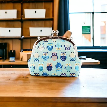 艾拉蔓手工圓框口金小廢包-藍綠貓頭鷹